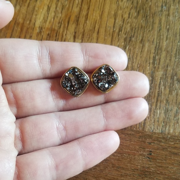 NWOT Black & Gold Druzy Studs - Picture 7 of 9